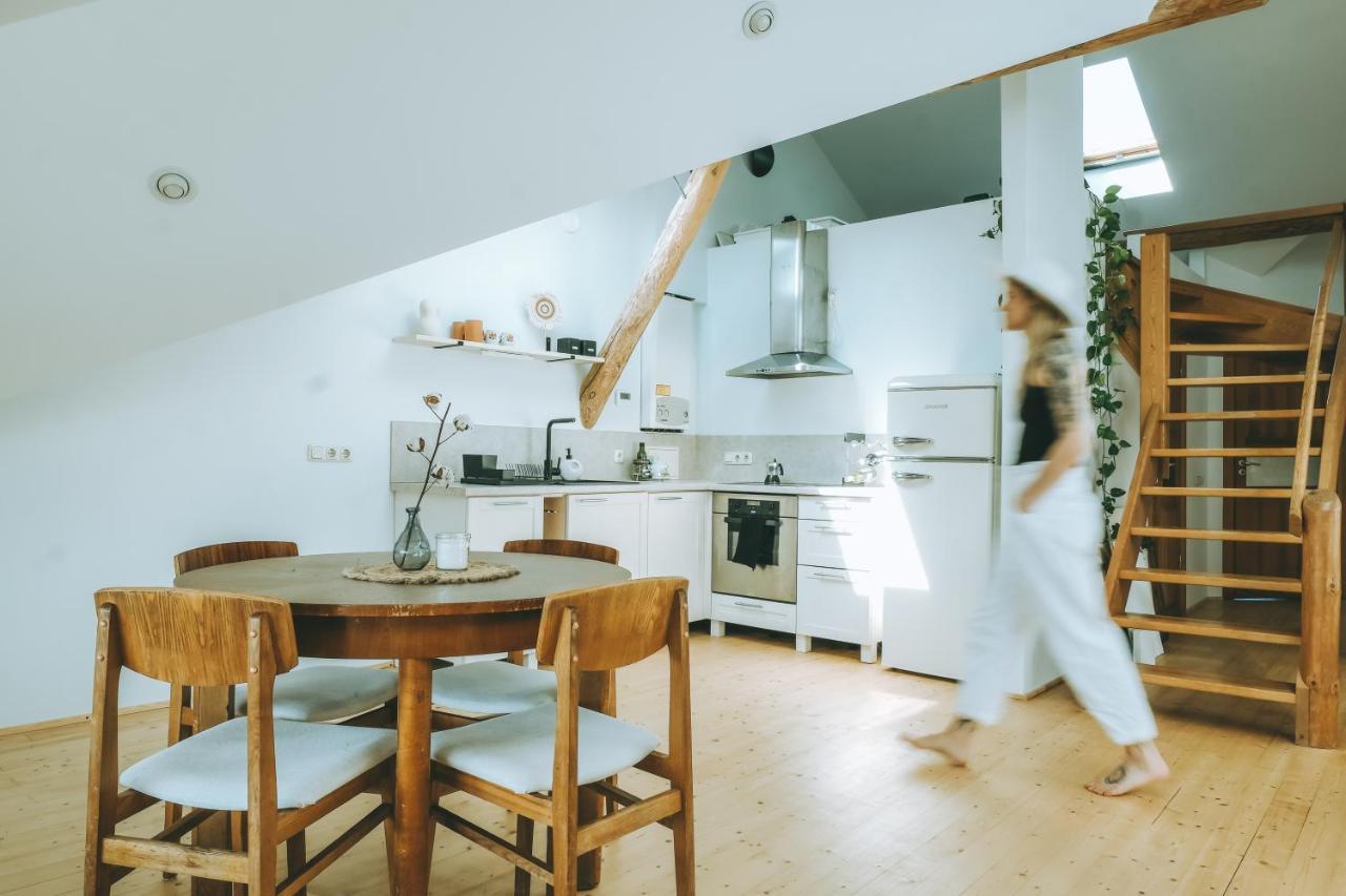 White Loft In The Riga City Center Exterior foto